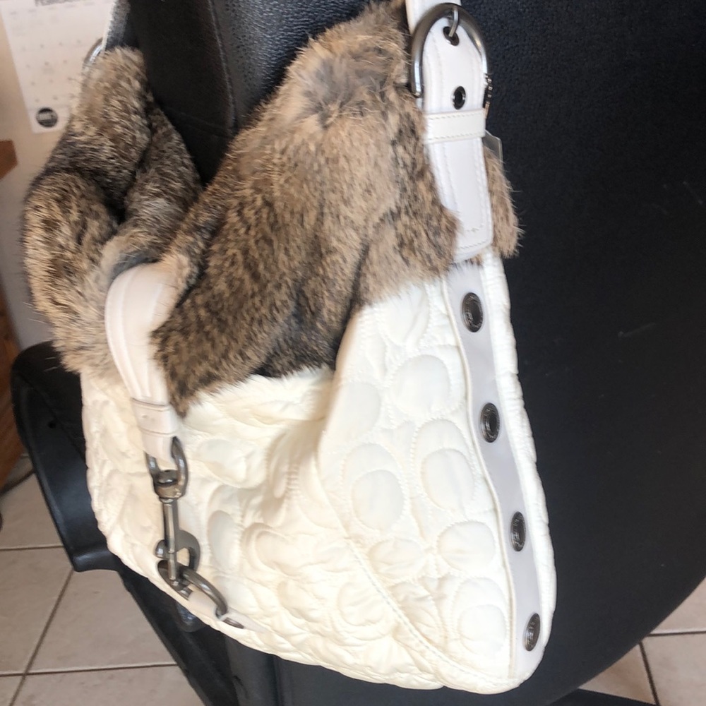 Authentic Coach White/Rabbit Handbag - image 3